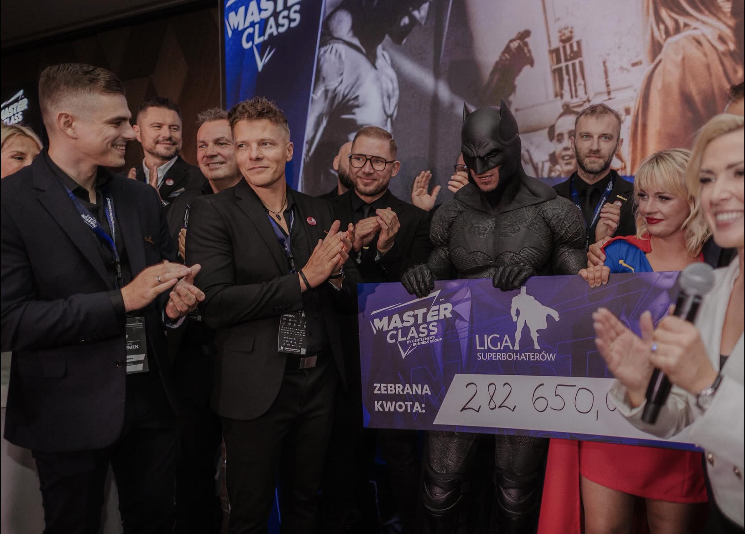 MASTER Class i Liga Superbohaterów — zdjęcie z zaproszenia